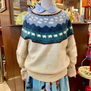 Vintage Woolrich Sweaters