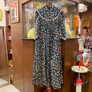 70&#039;s Vintage Floral Dress USA