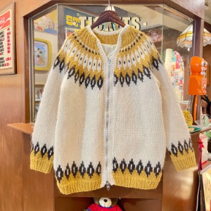 Vintage Zip-up Sweater